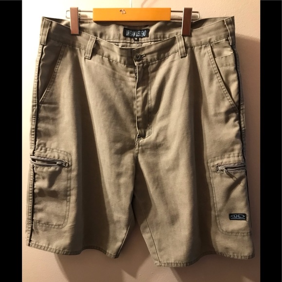 Urban Legend Cargo shorts Used - Picture 1 of 4